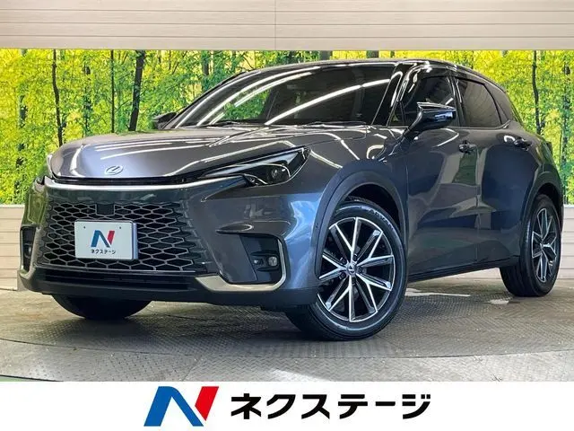 Lexus LBX