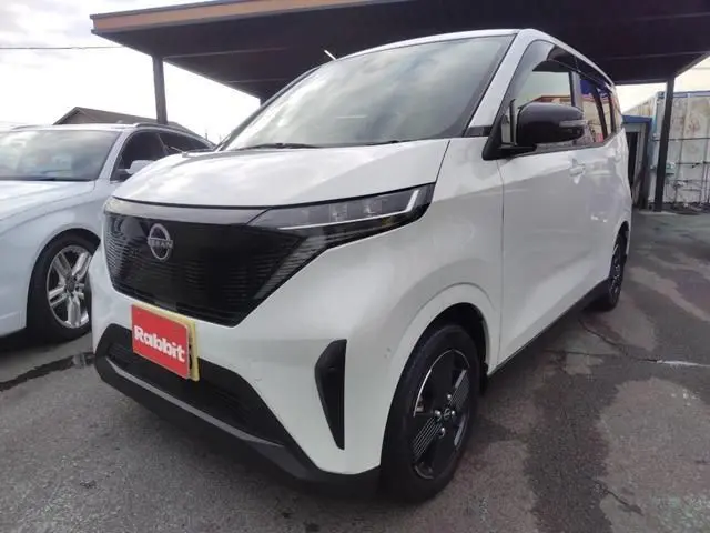 Nissan Sakura fotoğraf 1