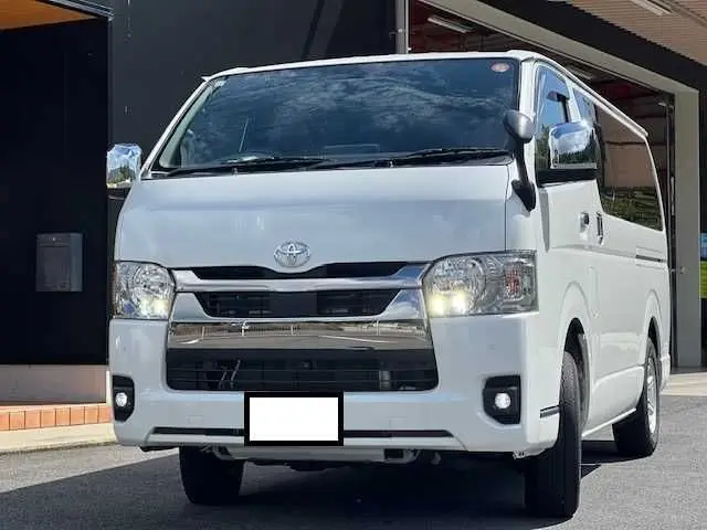 Toyota Hiace Van fotoğraf 1