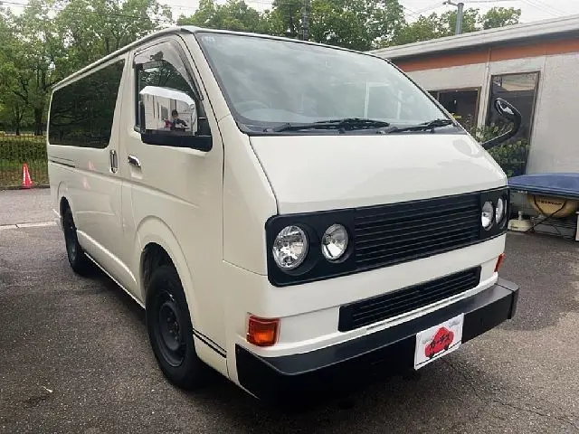 Toyota Hiace Van photo 1
