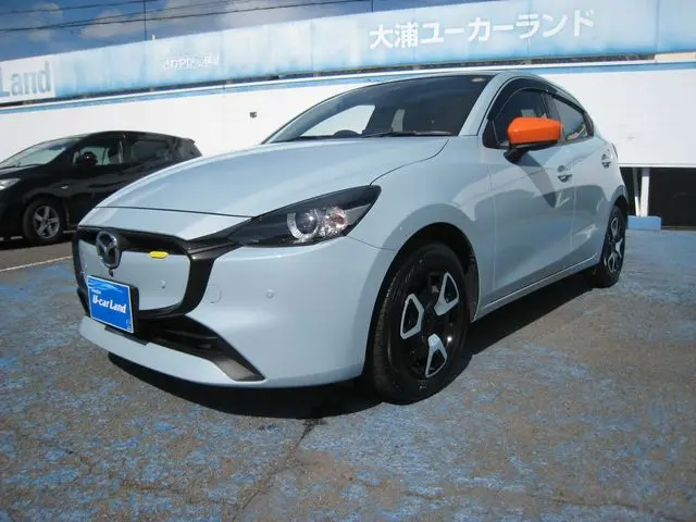 Mazda 2