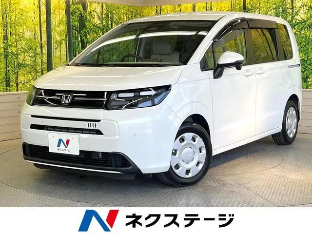 Honda Freed e:HEV