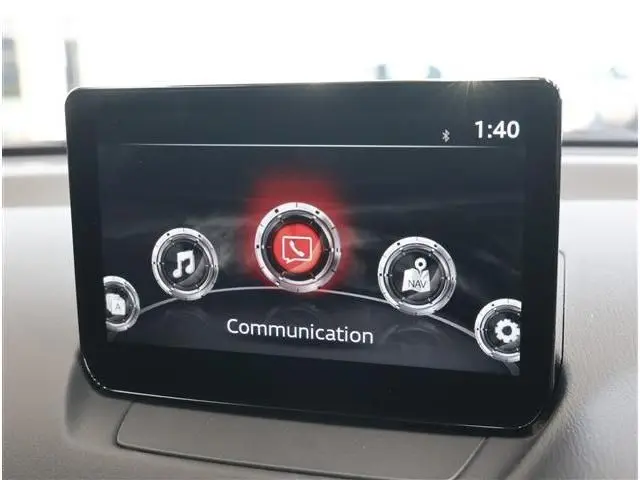 Mazda 2 fotoğraf 3
