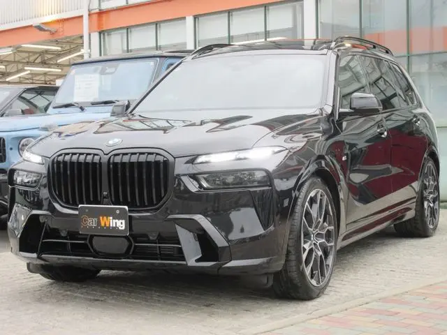 BMW X7