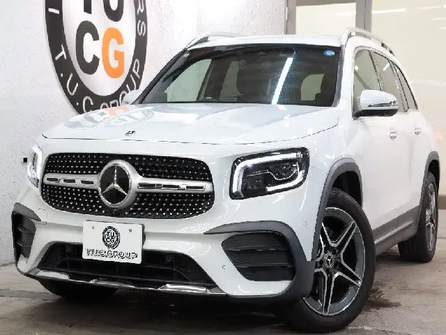 Mercedes-Benz GLB-Class photo 1