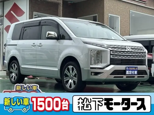 Mitsubishi Delica D:5