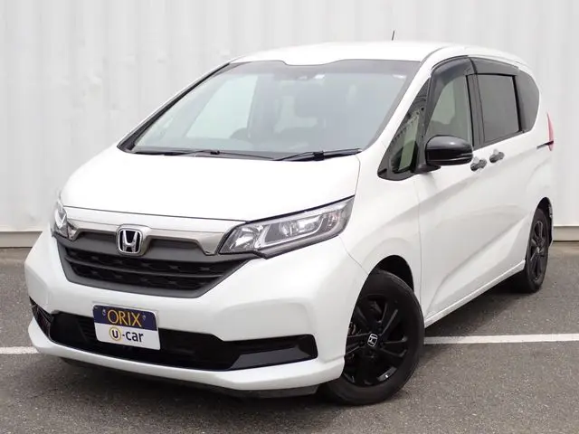 Honda Freed+ fotoğraf 1