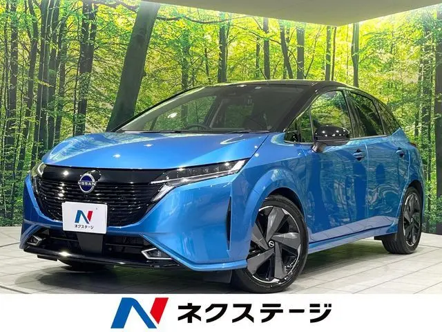 Nissan Aura