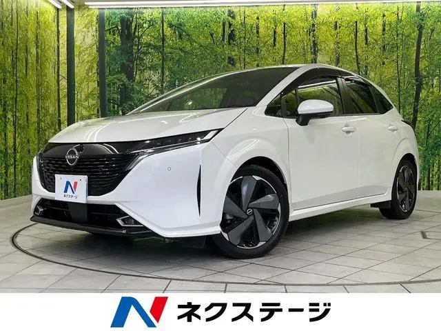 Nissan Aura