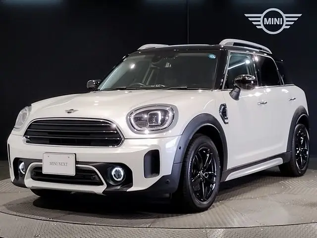 MINI Crossover