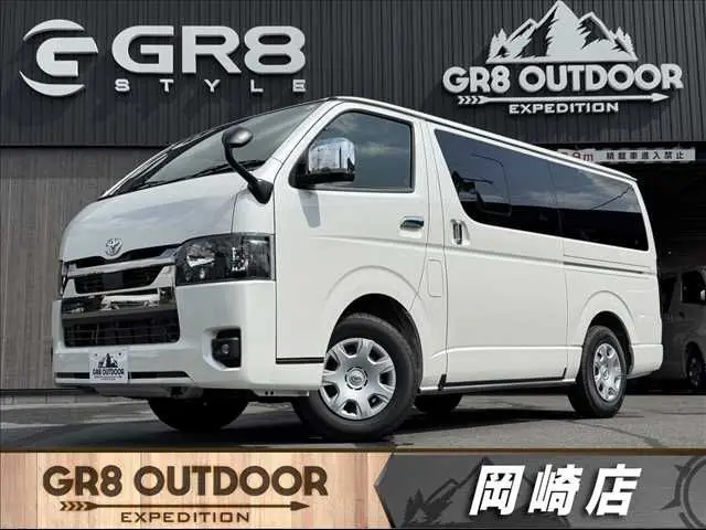 Toyota Hiace Van fotoğraf 1