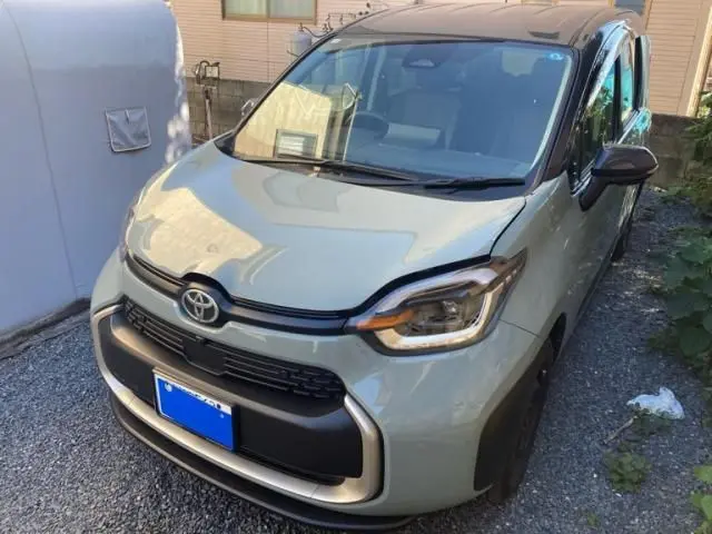 Toyota Sienta