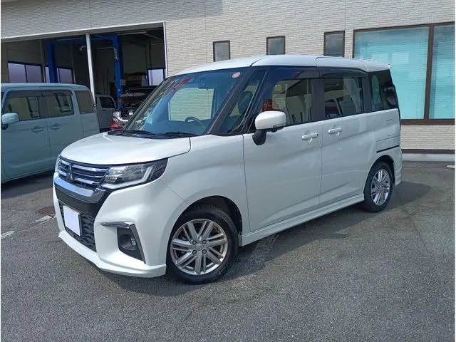 Mitsubishi Delica D:2