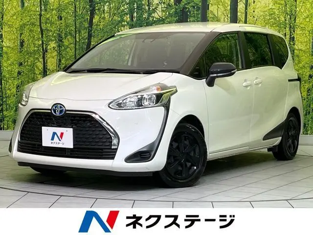 Toyota Sienta fotoğraf 1