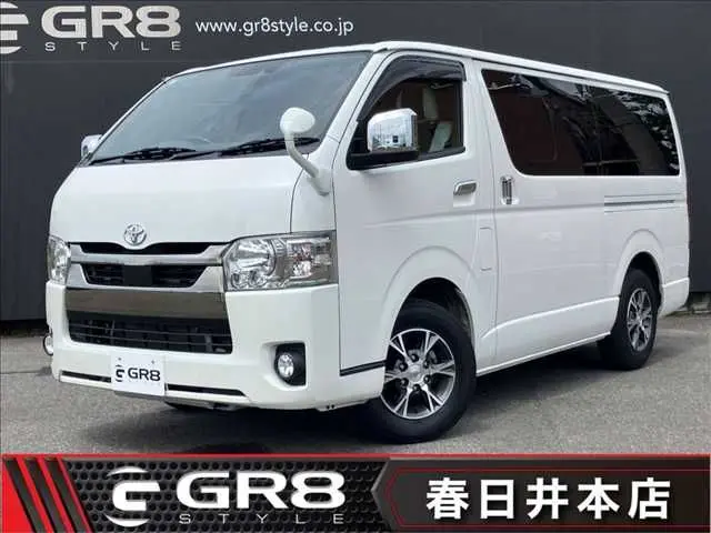 Toyota Hiace Van fotoğraf 1
