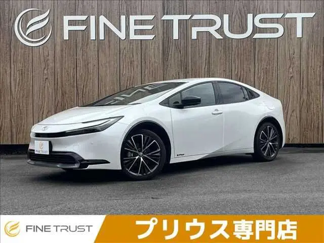 Toyota Prius fotoğraf 1