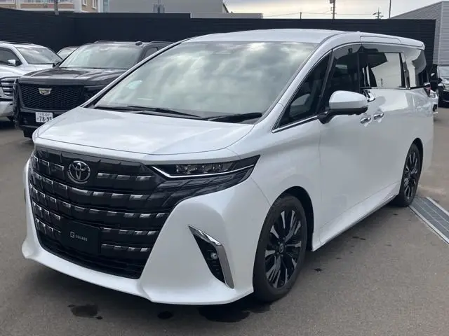 Toyota Alphard Hybrid photo 1