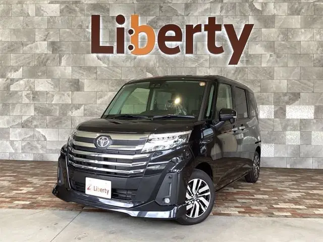 Toyota Roomy photo 1