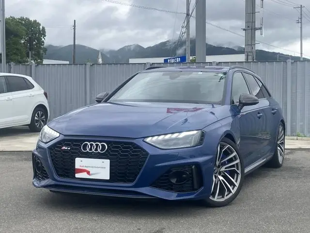 Audi RS4