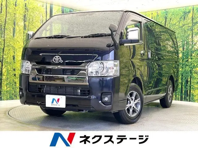 Toyota Hiace Van photo 1
