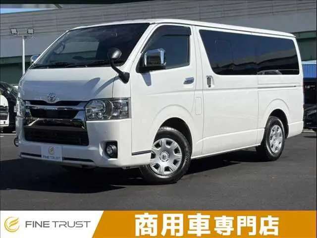 Toyota Hiace Van photo 1