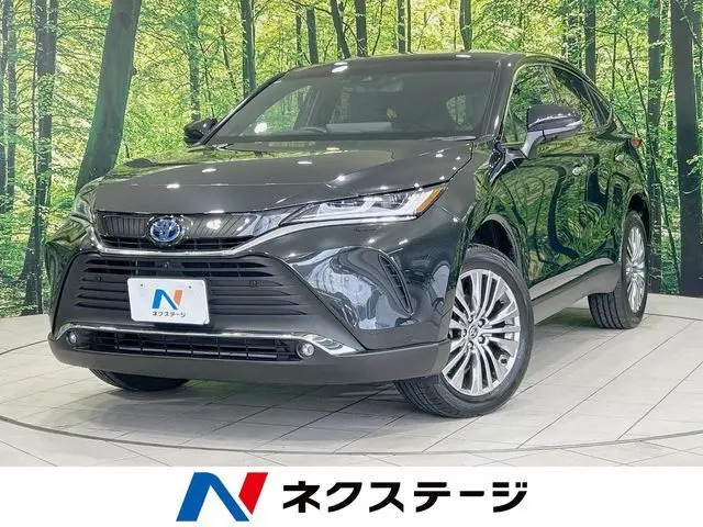 Toyota Harrier Hybrid photo 1