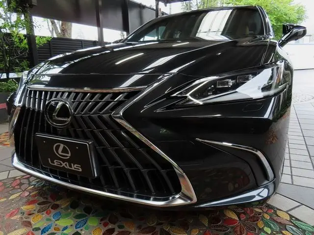 Lexus ES 300h