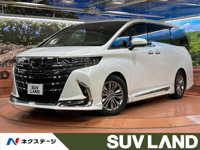 Toyota Alphard photo 1