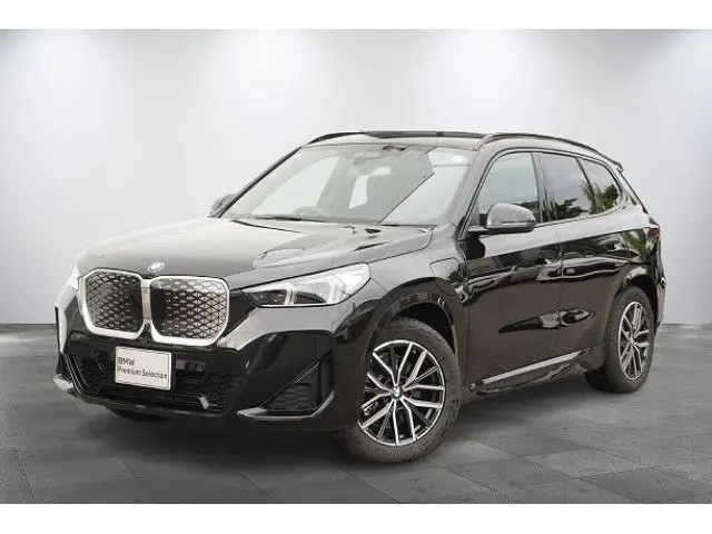 BMW iX1