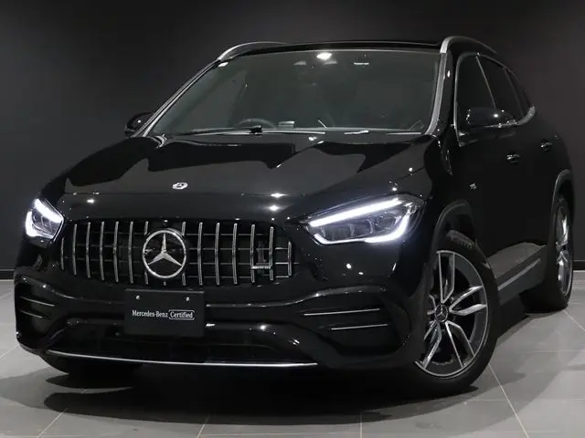 Mercedes-Benz AMG GLA fotoğraf 1