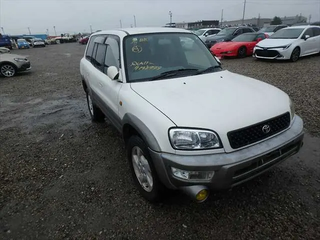 Toyota RAV4 photo 1