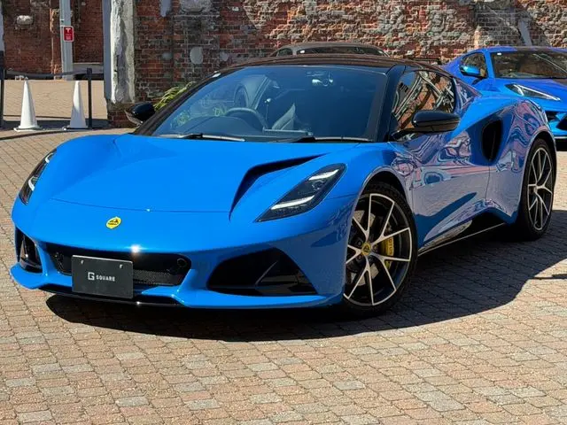 Lotus Emira