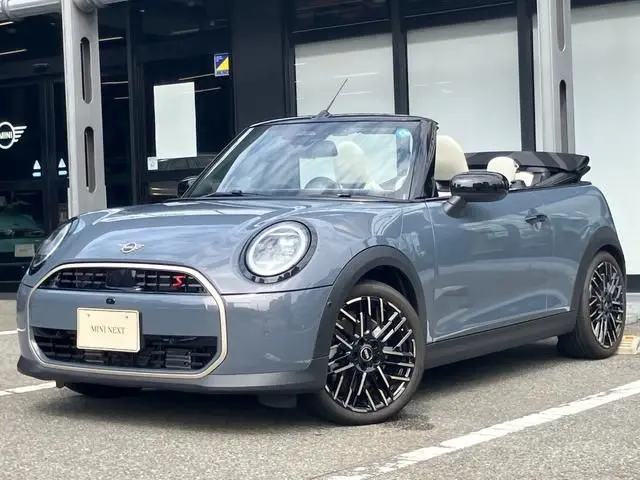 MINI Convertible