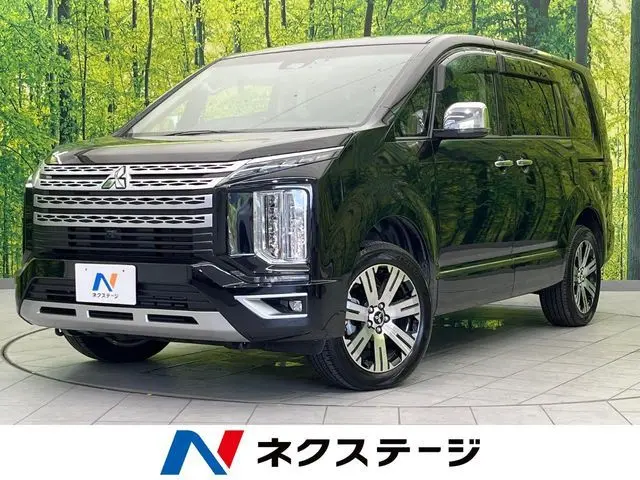Mitsubishi Delica D:5
