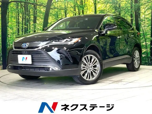Toyota Harrier Hybrid photo 1