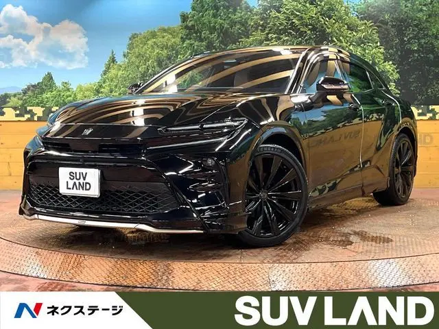 Toyota Crown Sport fotoğraf 1