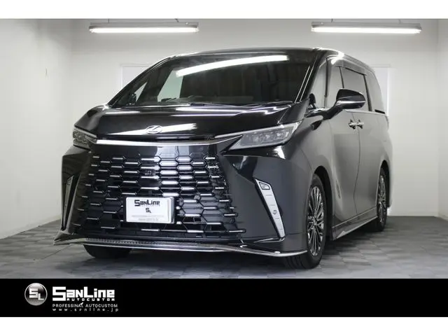 Lexus LM500h