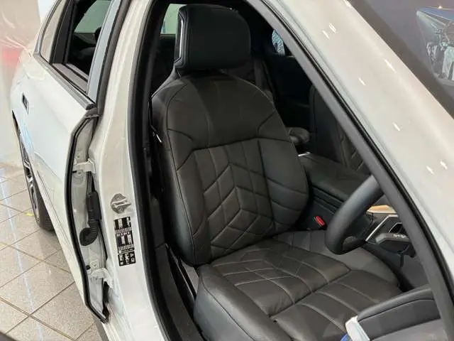 BMW 7 Serisi fotoğraf 9
