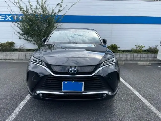 Toyota Harrier Hybrid fotoğraf 1