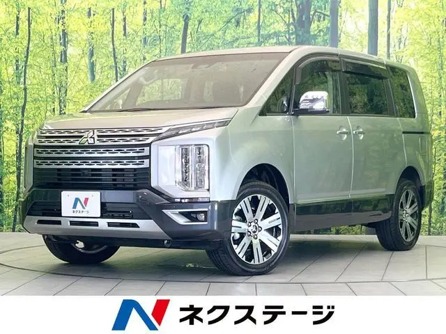Mitsubishi Delica D:5