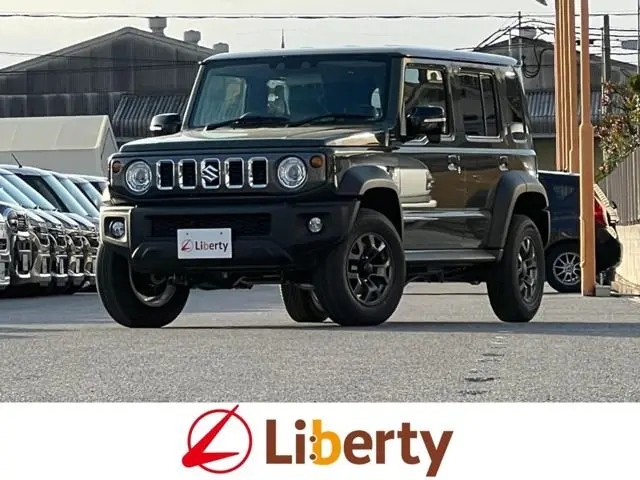 Suzuki Jimny Nomade fotoğraf 1