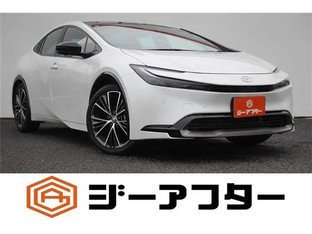 Toyota Prius fotoğraf 1