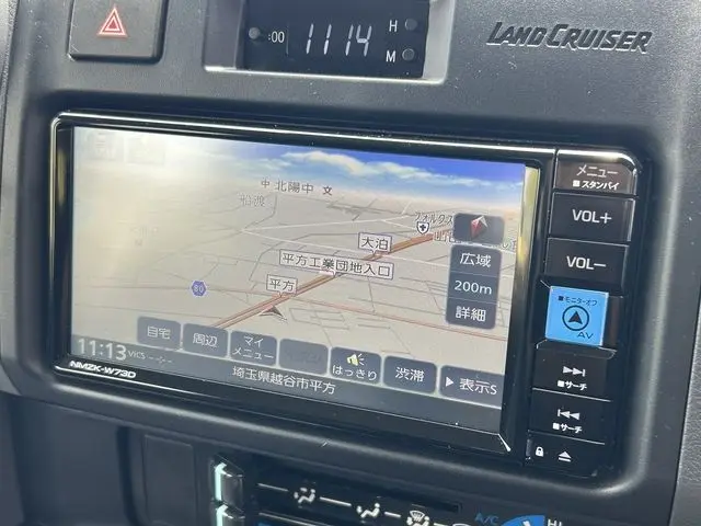 Toyota Land Cruiser photo 9