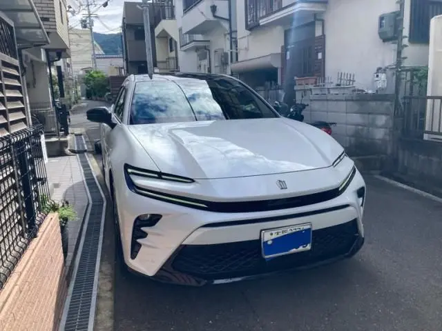 Toyota Crown Sport