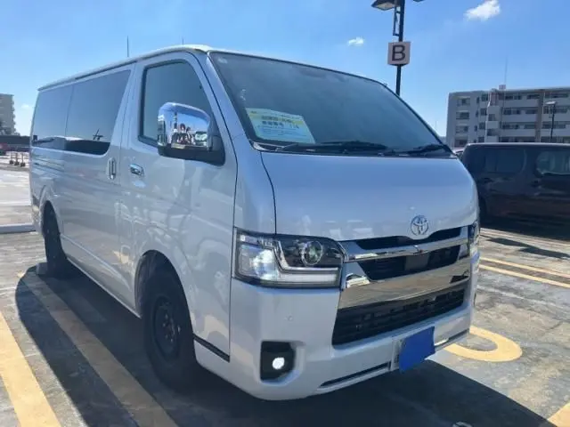 Toyota Hiace Van
