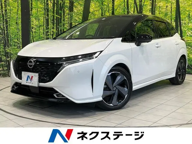 Nissan Aura