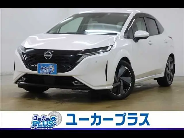 Nissan Aura