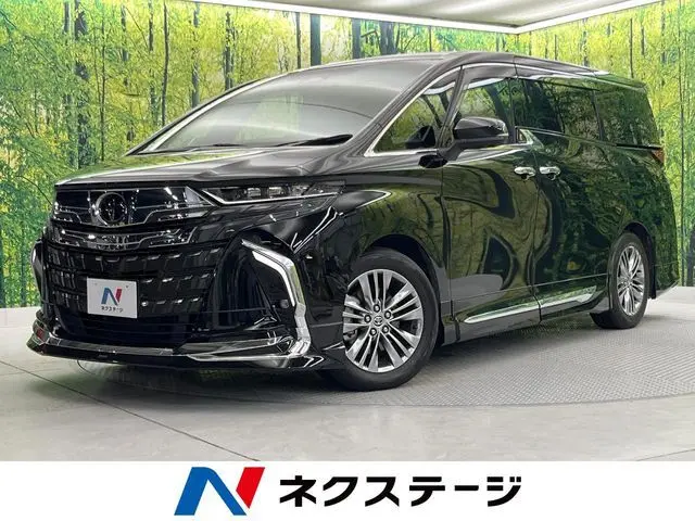 Toyota Alphard Hybrid photo 1