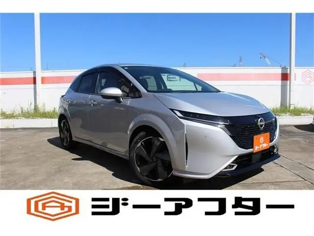 Nissan Aura