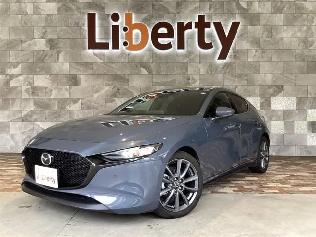 Mazda 3 Fastback